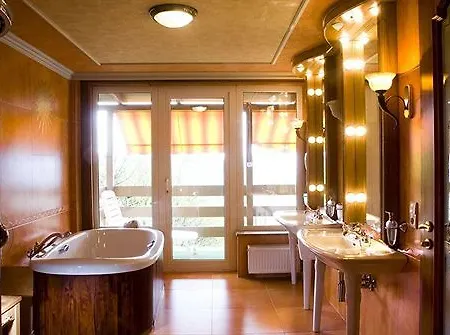 Silvanus Hotel